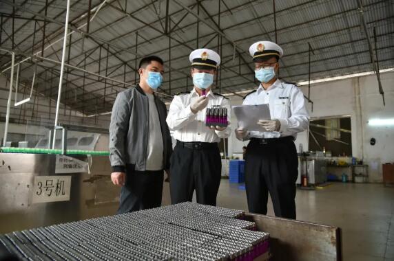 <a href='http://m.taoyyy.net' title='危險品運輸' >危險品運輸</a>