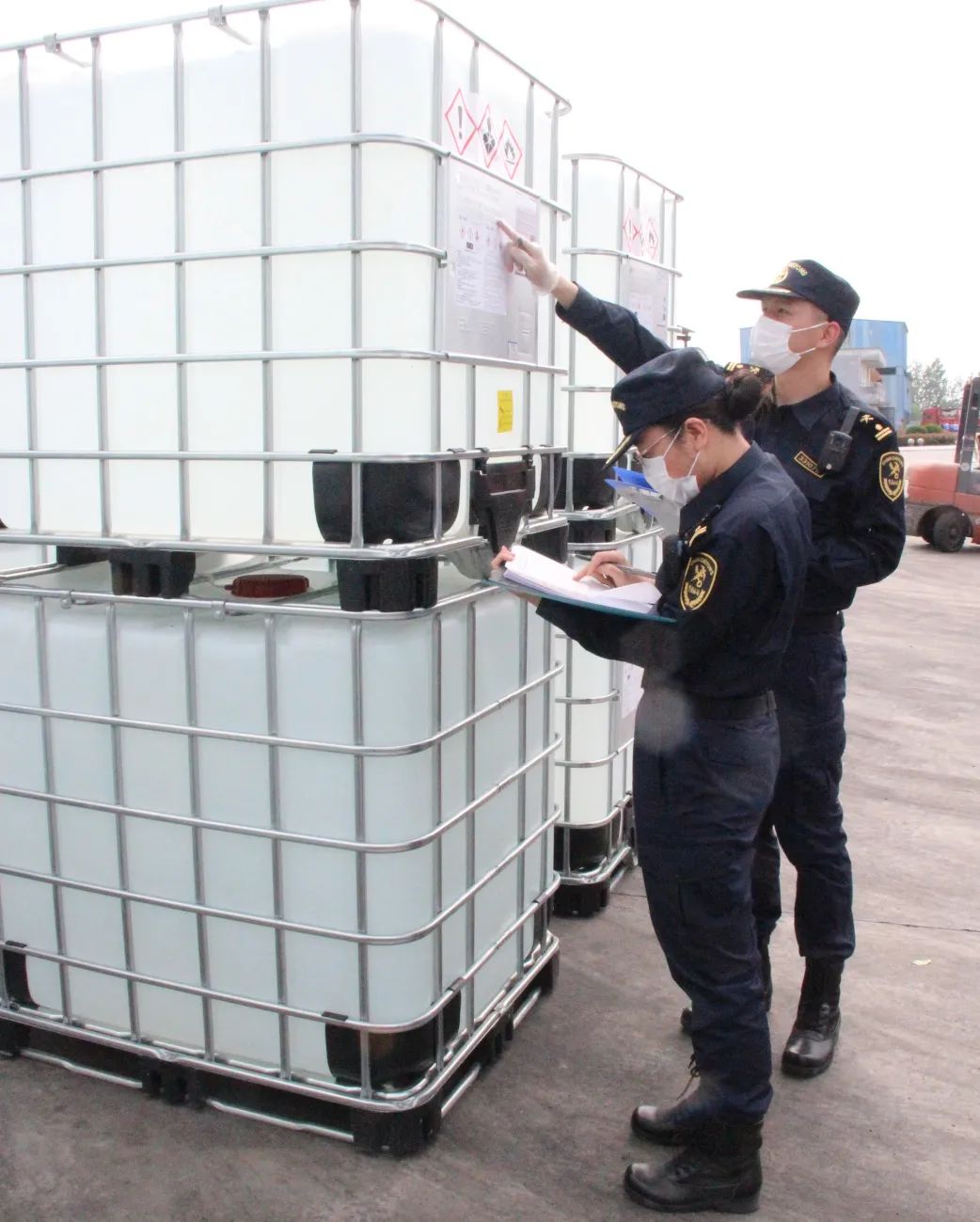 中港<a href='http://m.taoyyy.net' title='危險品貨運' >危險品貨運</a>